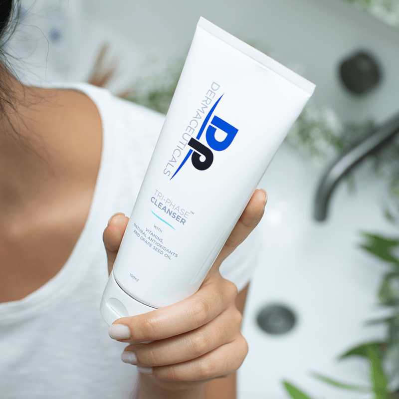 Tri-Phase Cleanser (150ml) 3